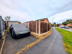 Photo 25- click for photo gallery